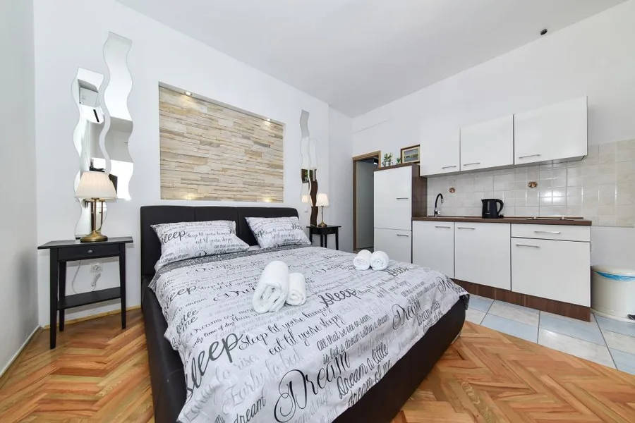 Studio – fotografija 2