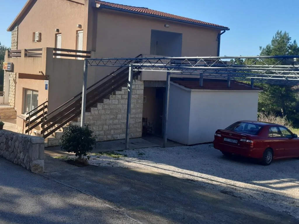 Apartmani Carić – fotografija 6
