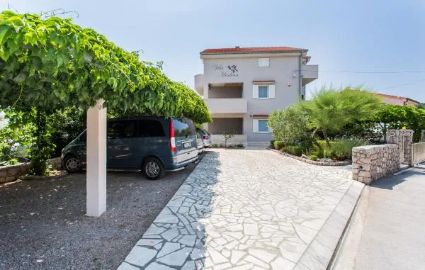 Apartmani Vila Maslina – fotografija 2