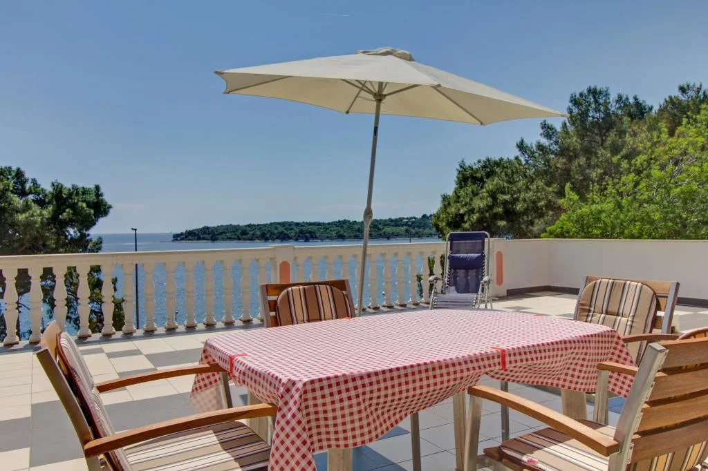 Apartmani Vila Julia – fotografija 3