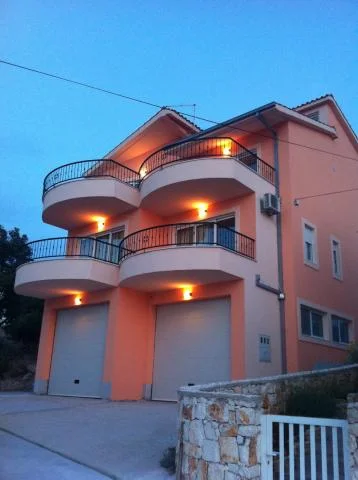 Apartmani Slavić – fotografija 4