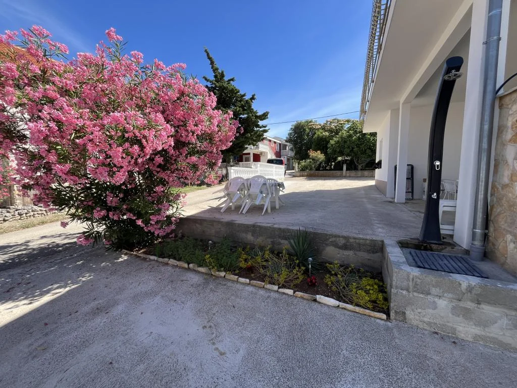 Apartmani Višnja Crna Punta – fotografija 6