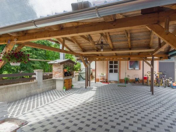 Apartmani Šarić – fotografija 5