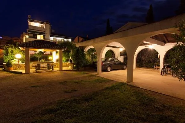 Apartmani Mirjana – fotografija 2