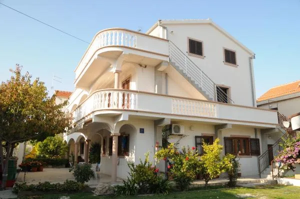 Apartmani Ljubica – fotografija 2