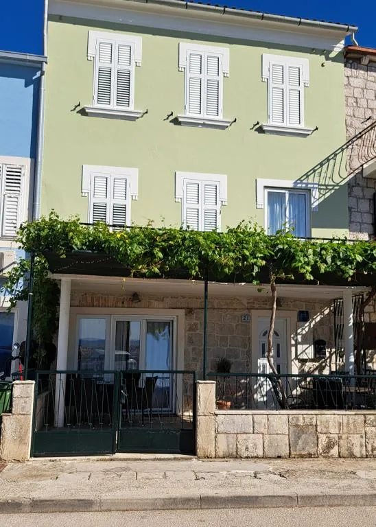 Apartmani Jelavić – fotografija 2