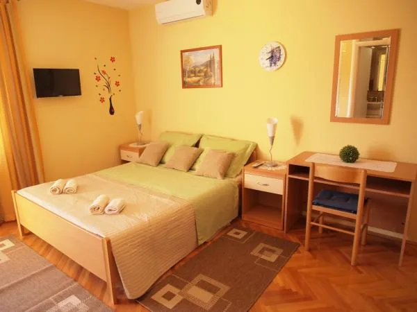Studio – fotografija 2