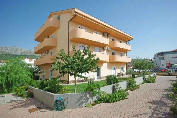 Apartmani Orange House – fotografija 2