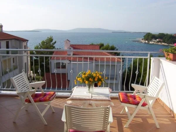Apartmani Tiha Vala – fotografija 2