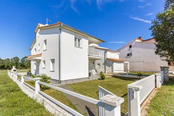 Apartmani Alba – fotografija 2