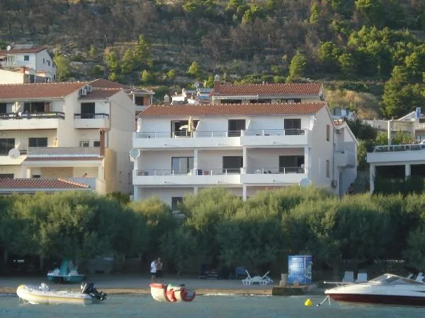 Apartmani Fillip – fotografija 2