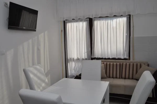 Apartman & Sobe Stojanov – fotografija 5