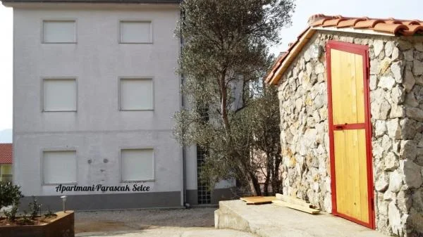 Apartmani Adriatic – fotografija 3