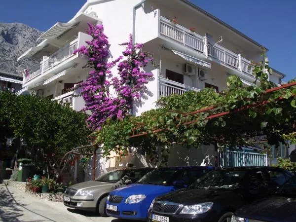 Apartmani MV – fotografija 2