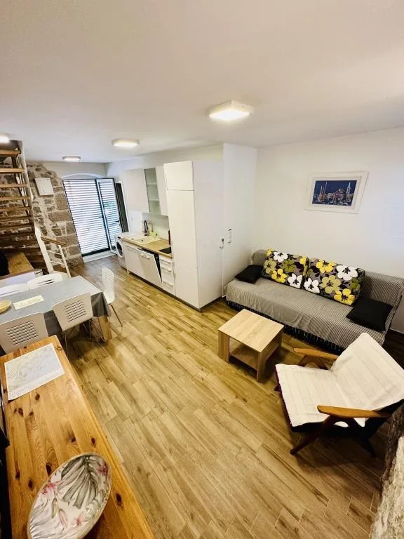 Studio – fotografija 2