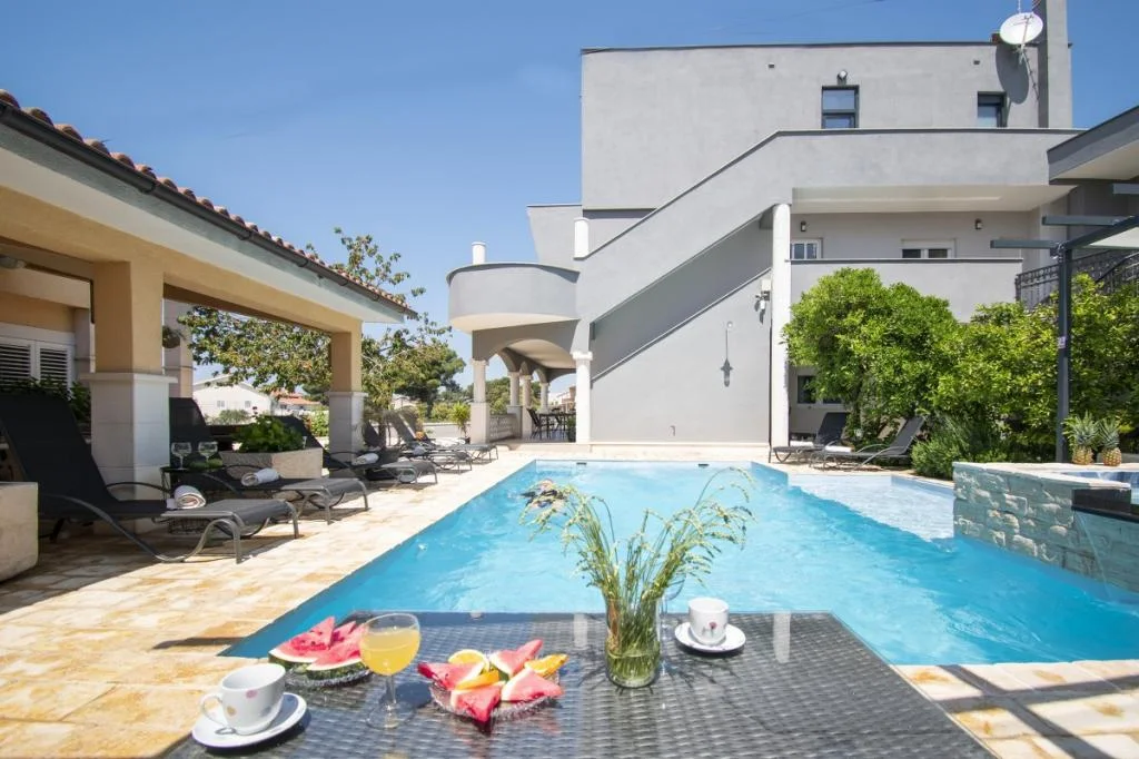 Apartmani Irena – fotografija 6