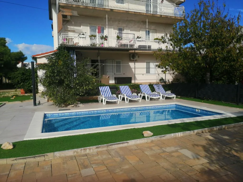 Apartmani Lara Gloria – fotografija 4