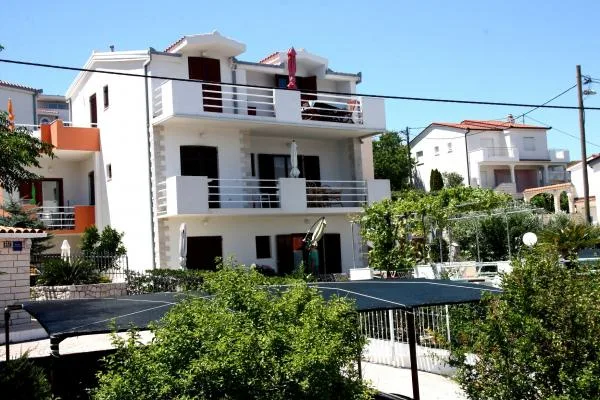 Apartmani Vila Tiha – fotografija 2