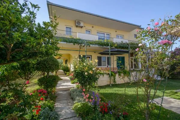 Apartmani Leko – fotografija 2