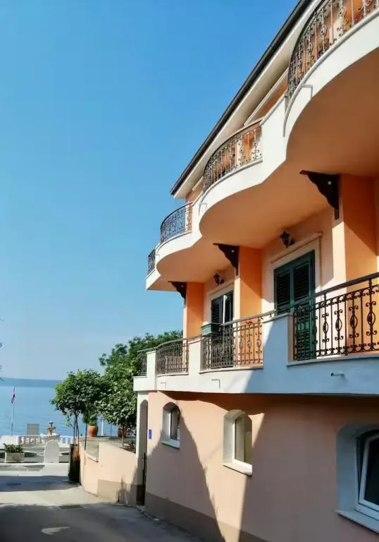 Apartmani Villa Irena – fotografija 2