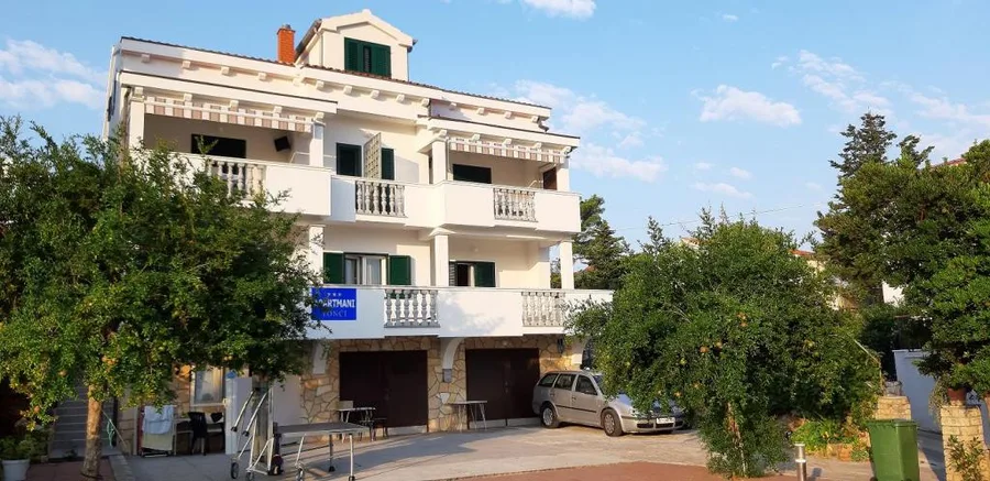 Apartmani Tonci – fotografija 2