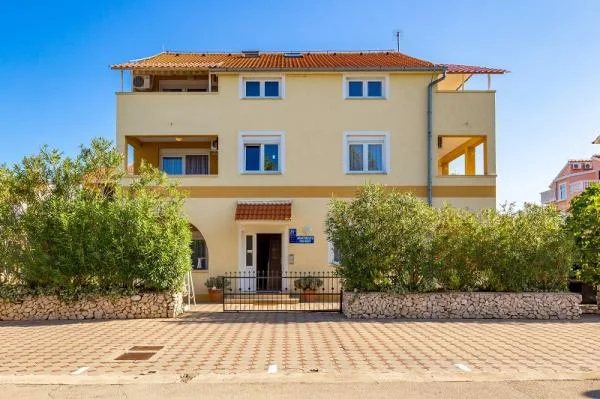 Apartmani Dimač – fotografija 3