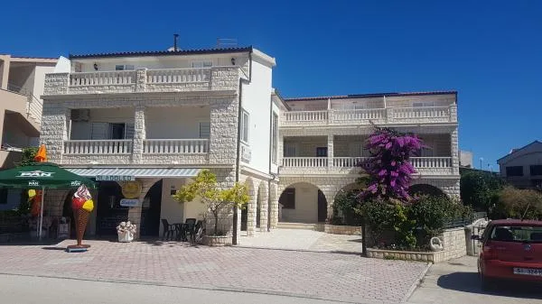 Apartmani Goleš – fotografija 2