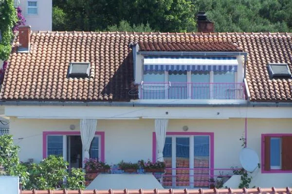 Apartmani Dominique – fotografija 2