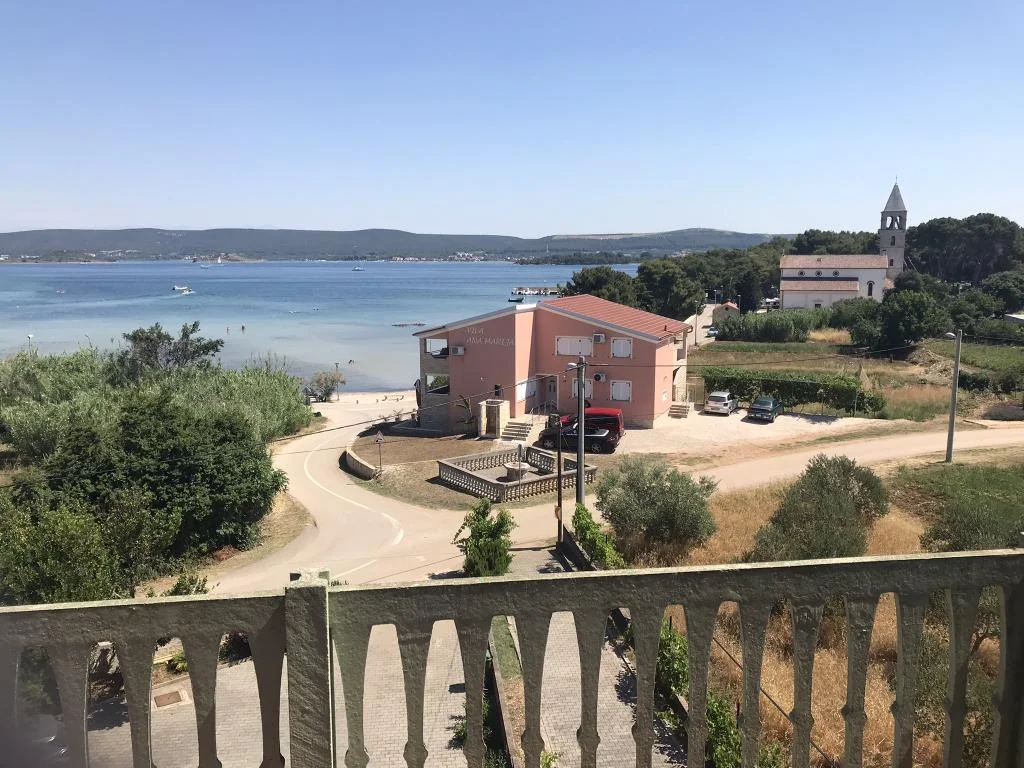 Apartmani Božin – fotografija 3