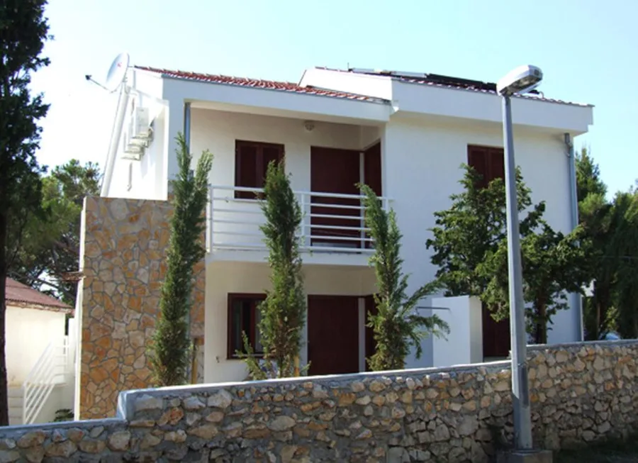 Apartmani Seni – fotografija 2