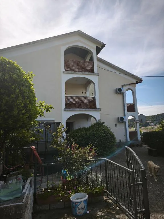 Apartmani Mirna – fotografija 3