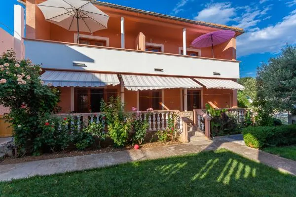 Apartmani Šarić – fotografija 2