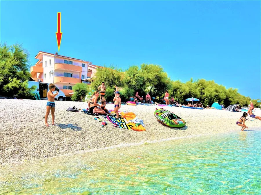 Apartmani Marinovi Dvori – fotografija 2