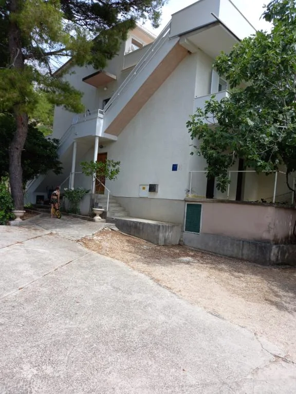 Apartmani M Drlje – fotografija 3
