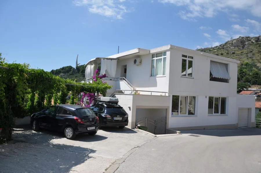 Apartmani Villa Nada – fotografija 2