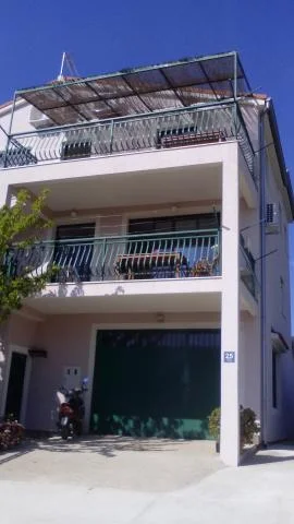 Apartmani Lucia – fotografija 5