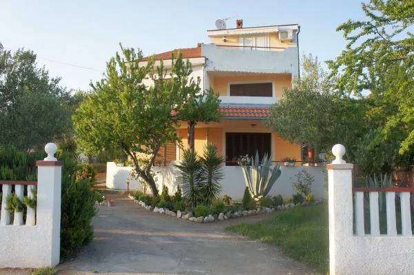 Apartmani Mazija – fotografija 2