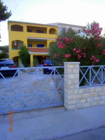 Apartmani Mirna – fotografija 6