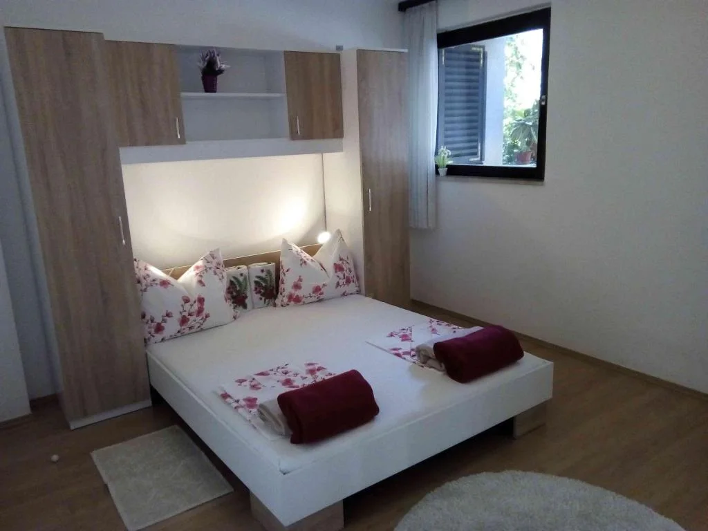 Apartmani Julia – fotografija 5