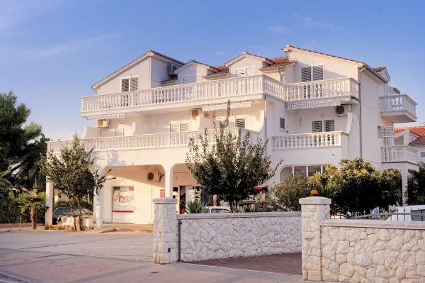 Apartmani Maleš – fotografija 2