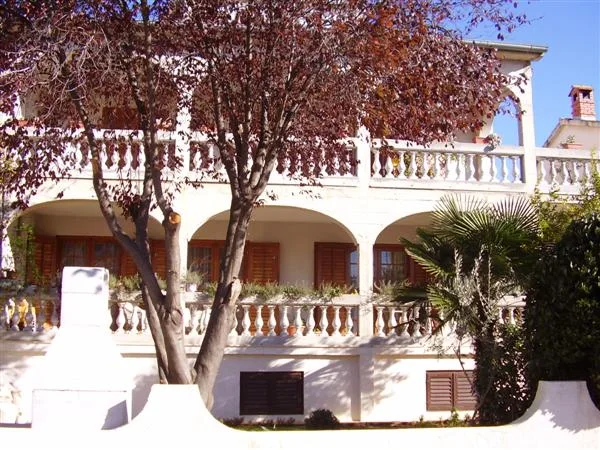 Apartmani Sredić – fotografija 3
