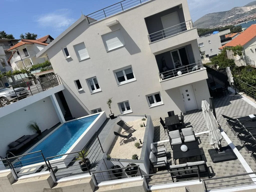 Apartmani Kraljice Jelene – fotografija 3