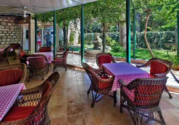 Apartmani Villa Šoulavy – fotografija 3
