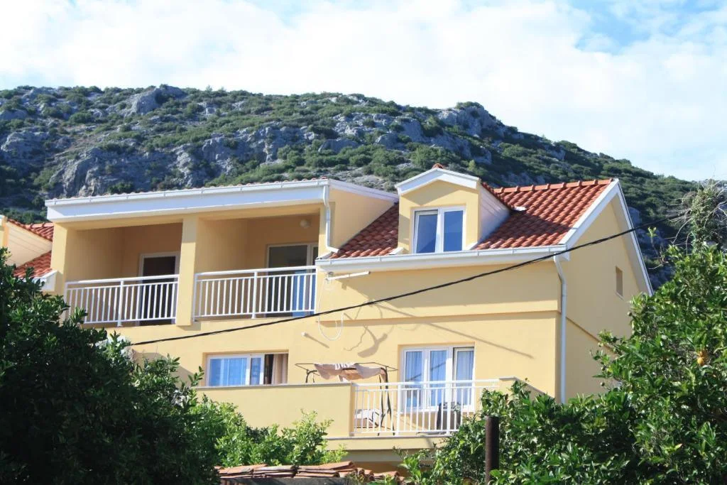 Apartmani Luka – fotografija 3