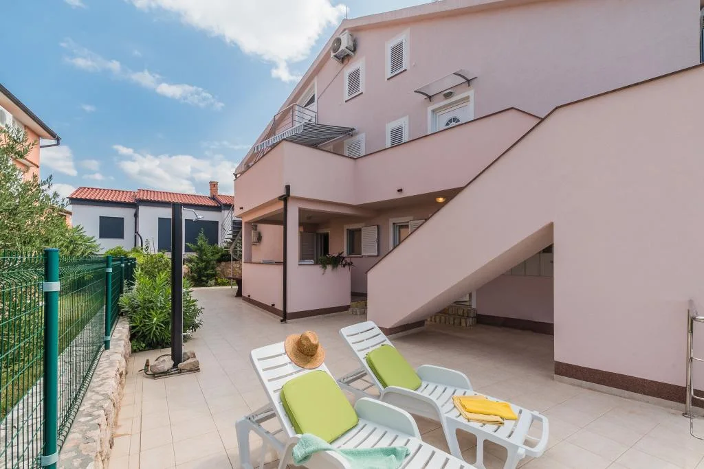 Apartmani Fenix – fotografija 3