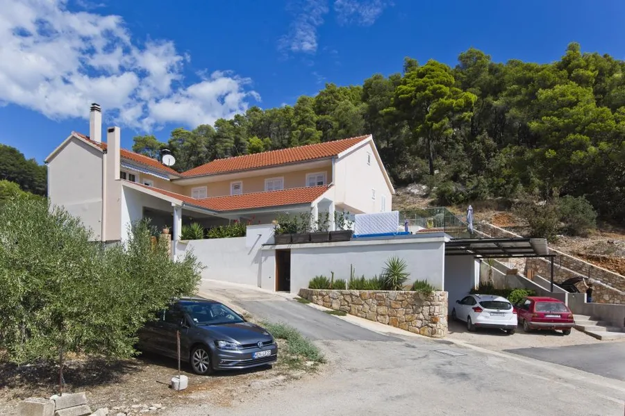 Apartmani Ana – fotografija 2