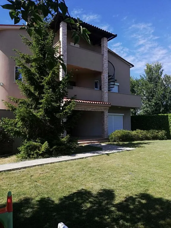 A4+1 – fotografija 2