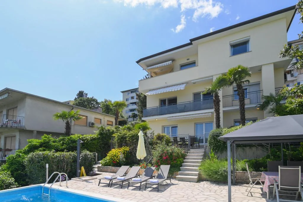 Apartmani Grozić – fotografija 3