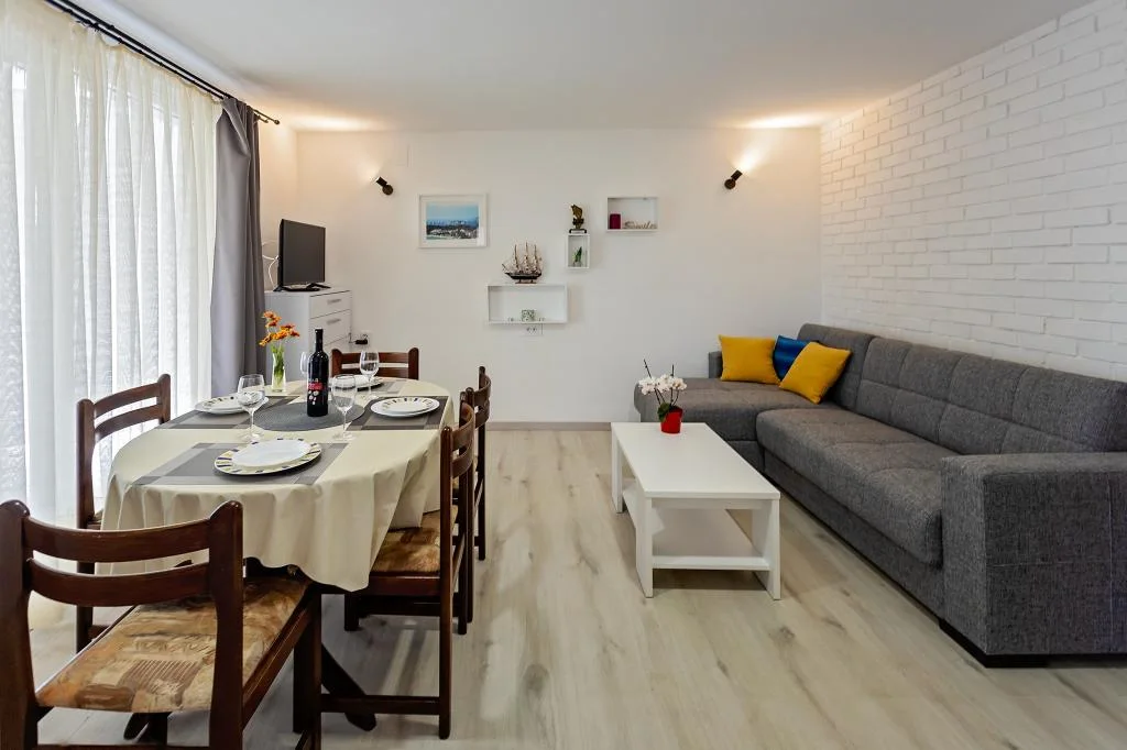 Apartmani Viktor – fotografija 6