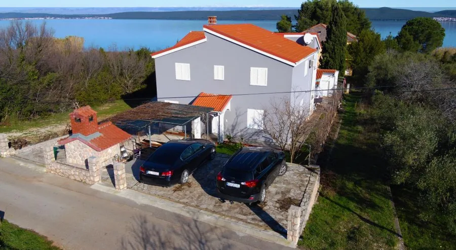 Apartmani Nina – fotografija 2
